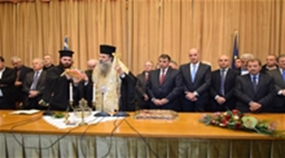 ΚΟΠΗ ΠΡΩΤΟΧΡΟΝΙΑΤΙΚΗΣ ΠΙΤΑΣ 