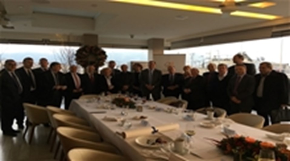 ΓΕΥΜΑ ΕΡΓΑΣΙΑΣ ΜΕ ΔΙΟΙΚΗΤΗ ΑΝΕΞΑΡΤΗΤΗΣ ΑΡΧΗΣ ΔΗΜΟΣΙΩΝ ΕΣΟΔΩΝ κ. ΓΕΩΡΓΙΟ ΠΙΤΣΙΛΗ 