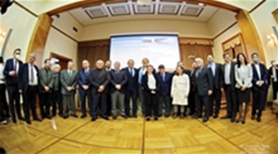 ΚΟΠΗ ΠΡΩΤΟΧΡΟΝΙΑΤΙΚΗΣ ΠΙΤΑΣ ΣΤΟ Ε.Β.Ε.Π.